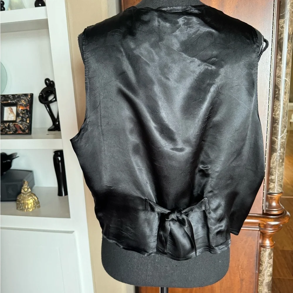 Vintage Halloween Themed Vest‎ - Picture 2 of 6